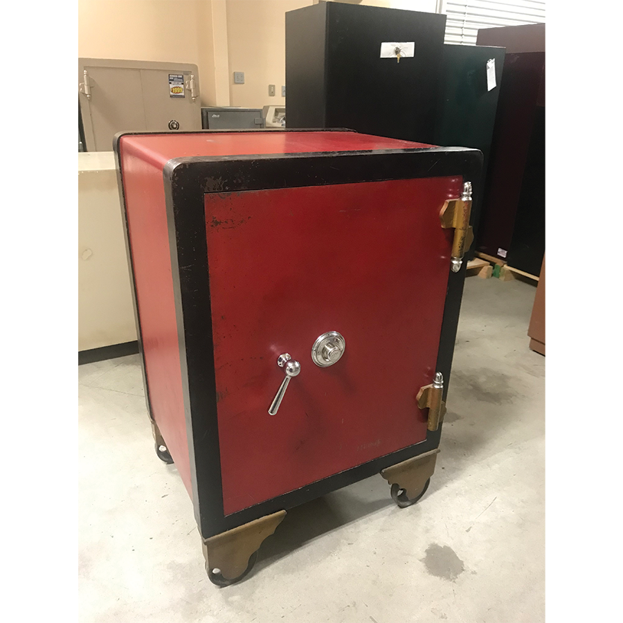 USED HERRING Safe General Purpose Red