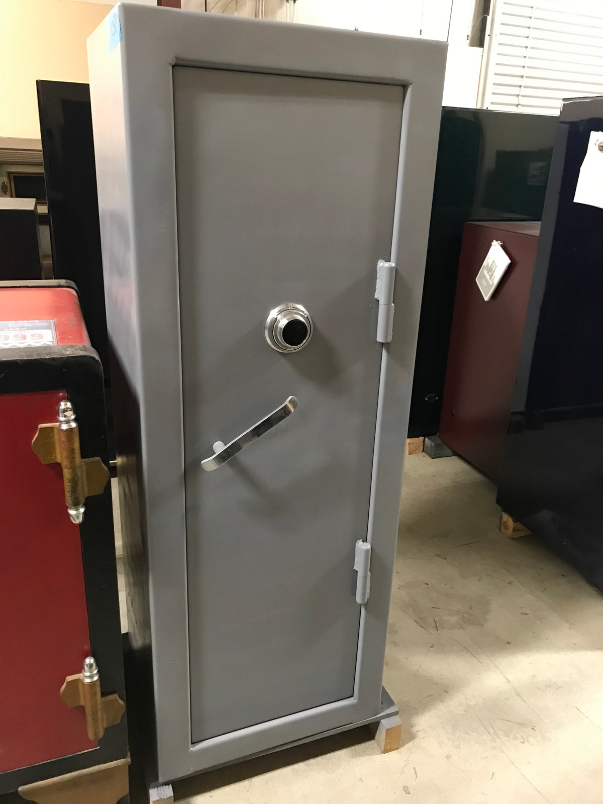 USED 6022 Gray Gun Safe