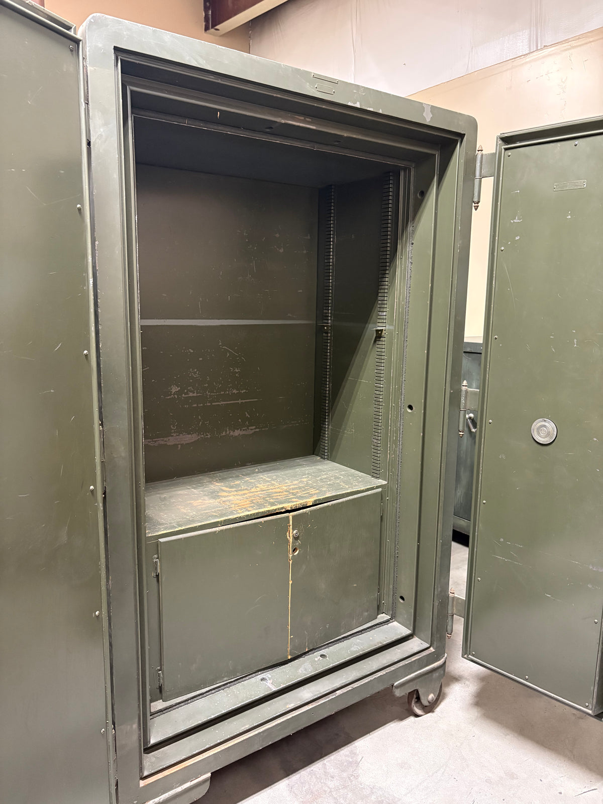 USED Safe 8050 General Purpose